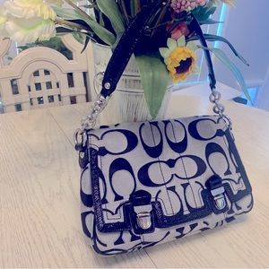 Coach shoulder bag purple lining Authentic